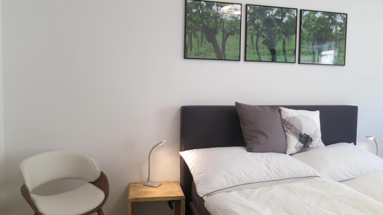 Bed and Breakfast Nussboeckgut Леондинг Экстерьер фото